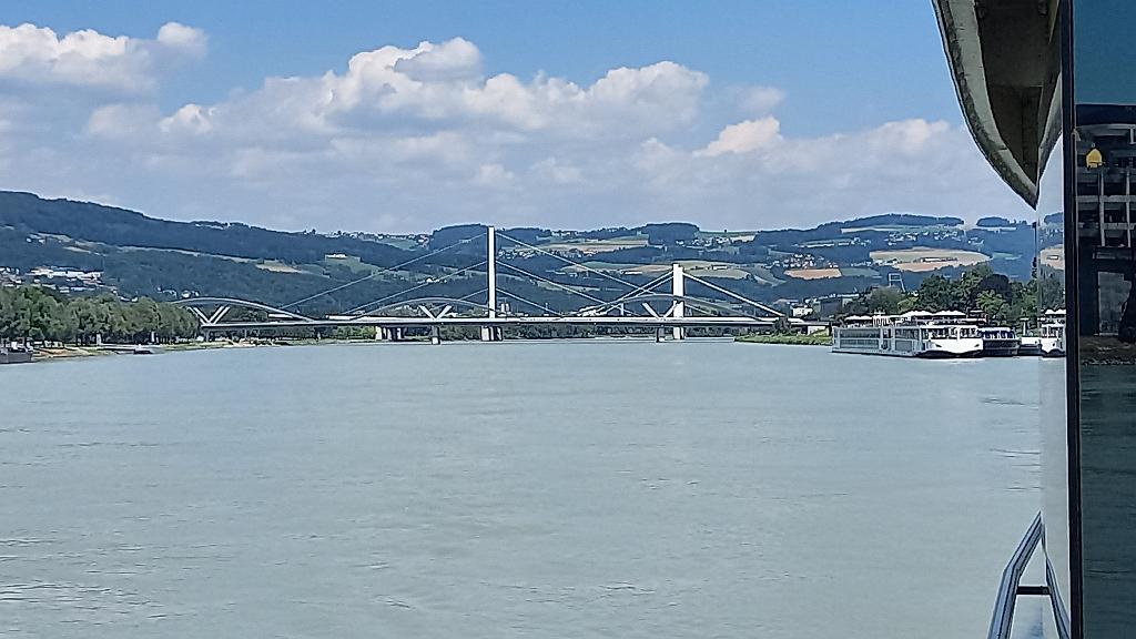 Donau (587)